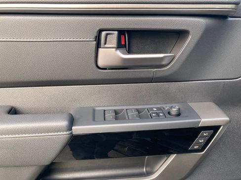 New 2026 Toyota Tundra Limited image 4