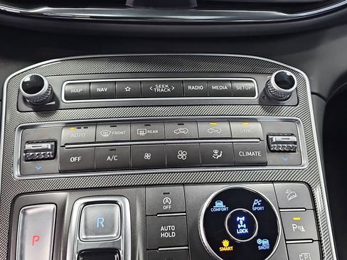 Used 2023 Hyundai Santa Fe Limited AWD/4WD image 22