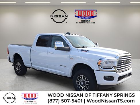 Used 2024 RAM 3500 Limited AWD/4WD image 1
