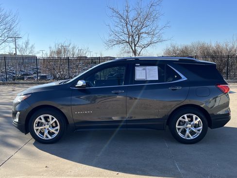 Used 2018 Chevrolet Equinox Premier image 4