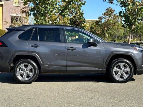 Used 2024 Toyota RAV4 XLE image 3