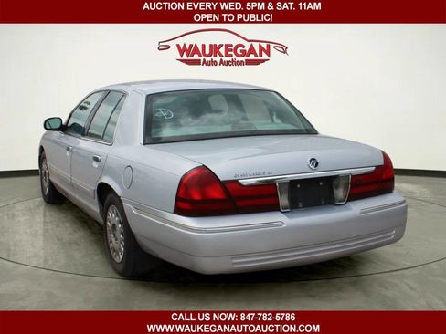 Used 2003 Mercury Grand Marquis GS RWD image 4
