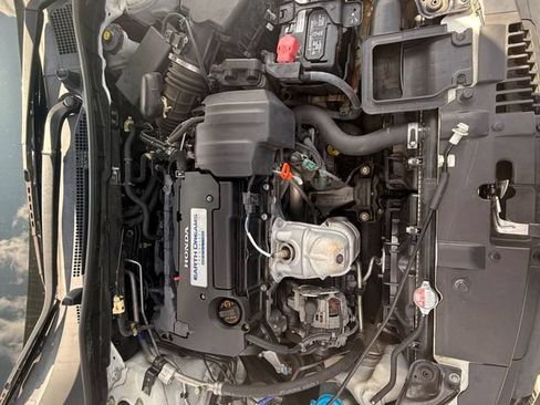 Used 2013 Honda Accord LX image 15