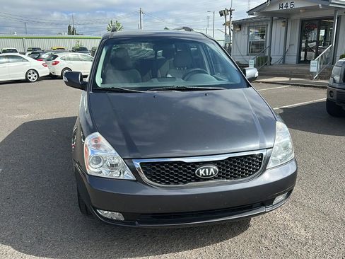 Used 2014 Kia Sedona LX w/ Power Package image 1