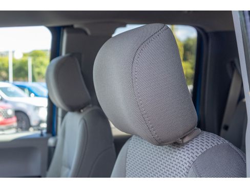 Used 2018 Ford F150 XLT w/ Equipment Group 302A Luxury AWD/4WD image 17