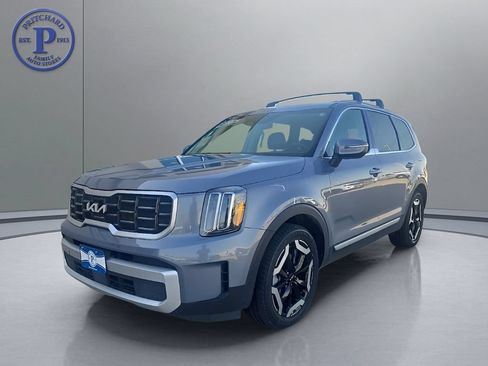 Used 2025 Kia Telluride S AWD/4WD image 3