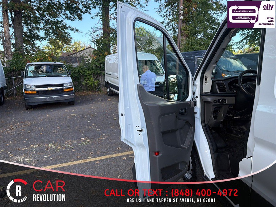 Used 2020 Ford Transit 250 Medium Roof RWD image 10