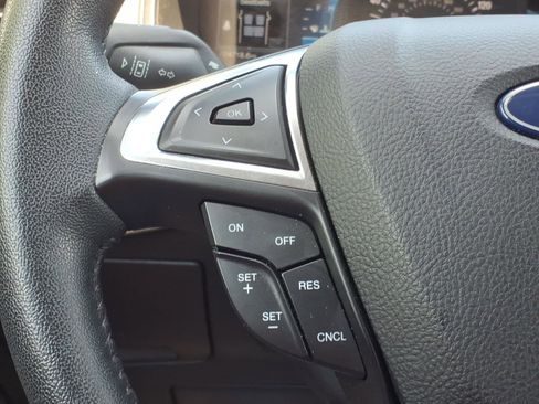 Certified 2022 Ford Edge SEL w/ Convenience Package AWD/4WD image 25