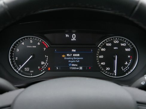 Used 2023 Cadillac XT4 Premium Luxury image 21