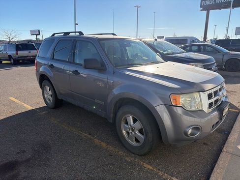 Used 2008 Ford Escape XLT image 2