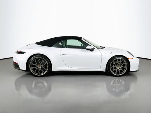 Used 2025 Porsche 911 Carrera w/ Premium Package RWD image 4