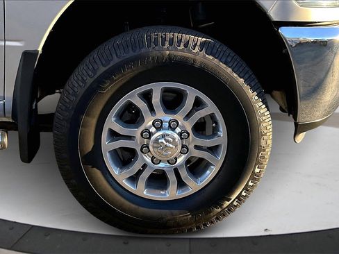 Used 2016 RAM 2500 SLT w/ Protection Group image 32