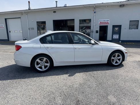 Used 2014 BMW 320i xDrive 320i xDrive AWD 4dr Sedan image 7