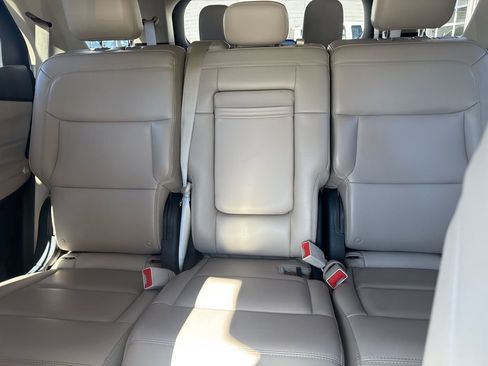 Certified 2024 Ford Explorer XLT w/ Equipment Group 202A image 15