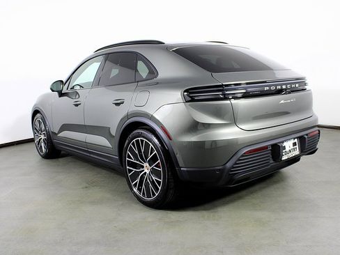 New 2025 Porsche Macan 4S Electric image 3