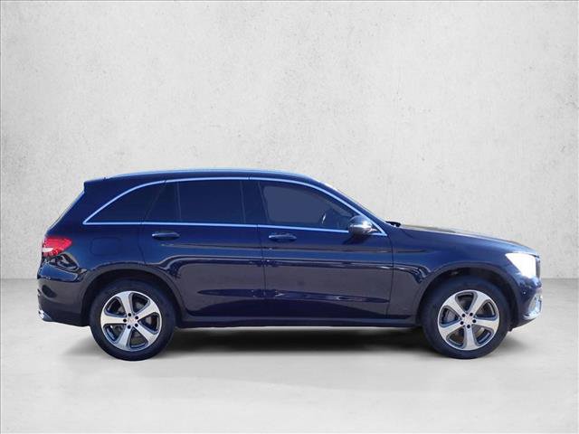 Used 2016 Mercedes-Benz GLC 300 4MATIC image 5