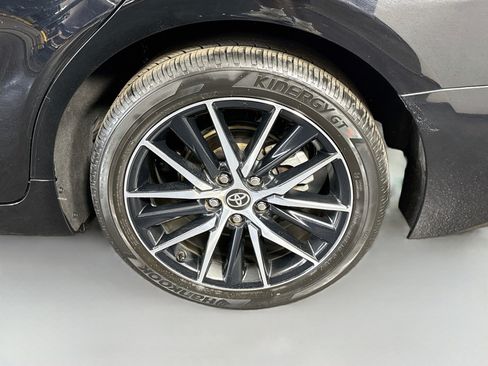 Used 2024 Toyota Camry SE w/ Convenience Package FWD image 37