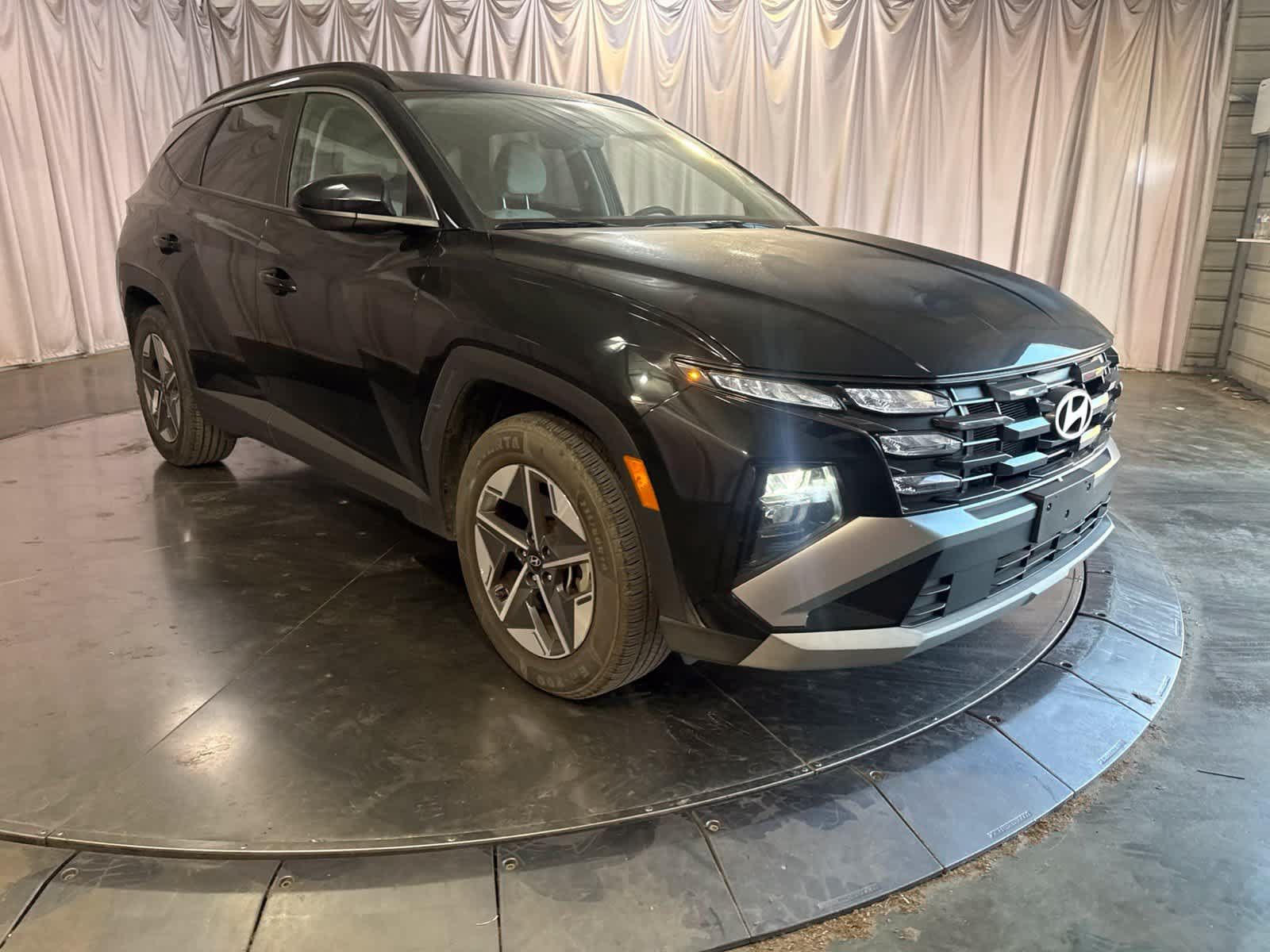 Used 2025 Hyundai Tucson SEL FWD image 3