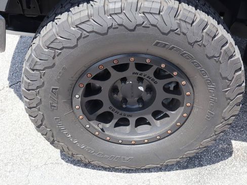 Used 2017 Ford F150 Raptor w/ Equipment Group 802A Luxury AWD/4WD image 59