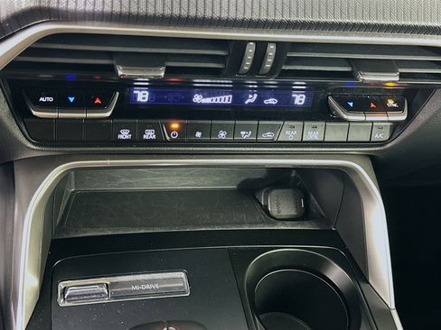 Used 2025 MAZDA CX-90 3.3 Turbo w/ Select Package image 23