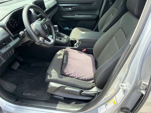 Used 2026 Honda CR-V LX image 8
