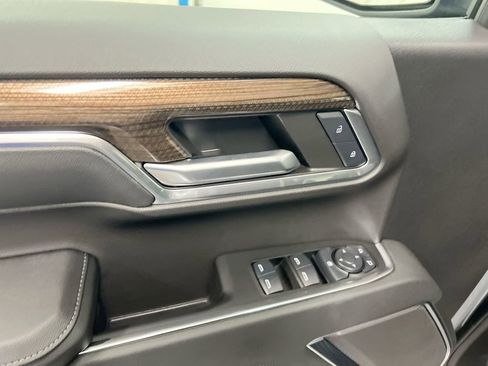 Used 2024 Chevrolet Silverado 1500 LT image 21