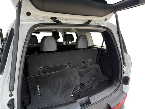 Used 2025 Hyundai Santa Fe SEL FWD image 13