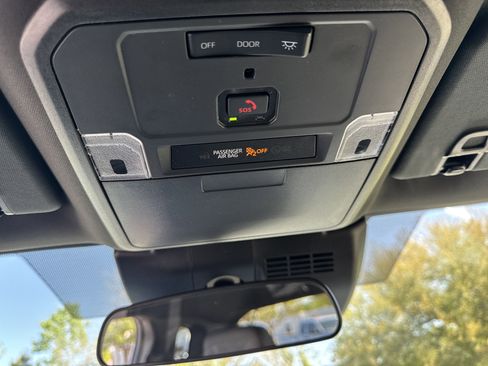 New 2025 Toyota Tacoma SR w/ Towing Package RWD image 21