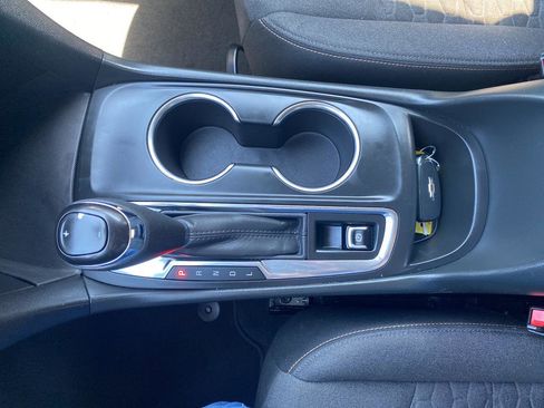 Used 2021 Chevrolet Equinox LT image 29