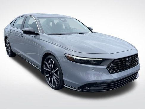 Certified 2023 Honda Accord Touring image 8