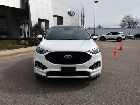 Used 2021 Ford Edge ST-Line w/ Class II Trailer Tow Package image 10