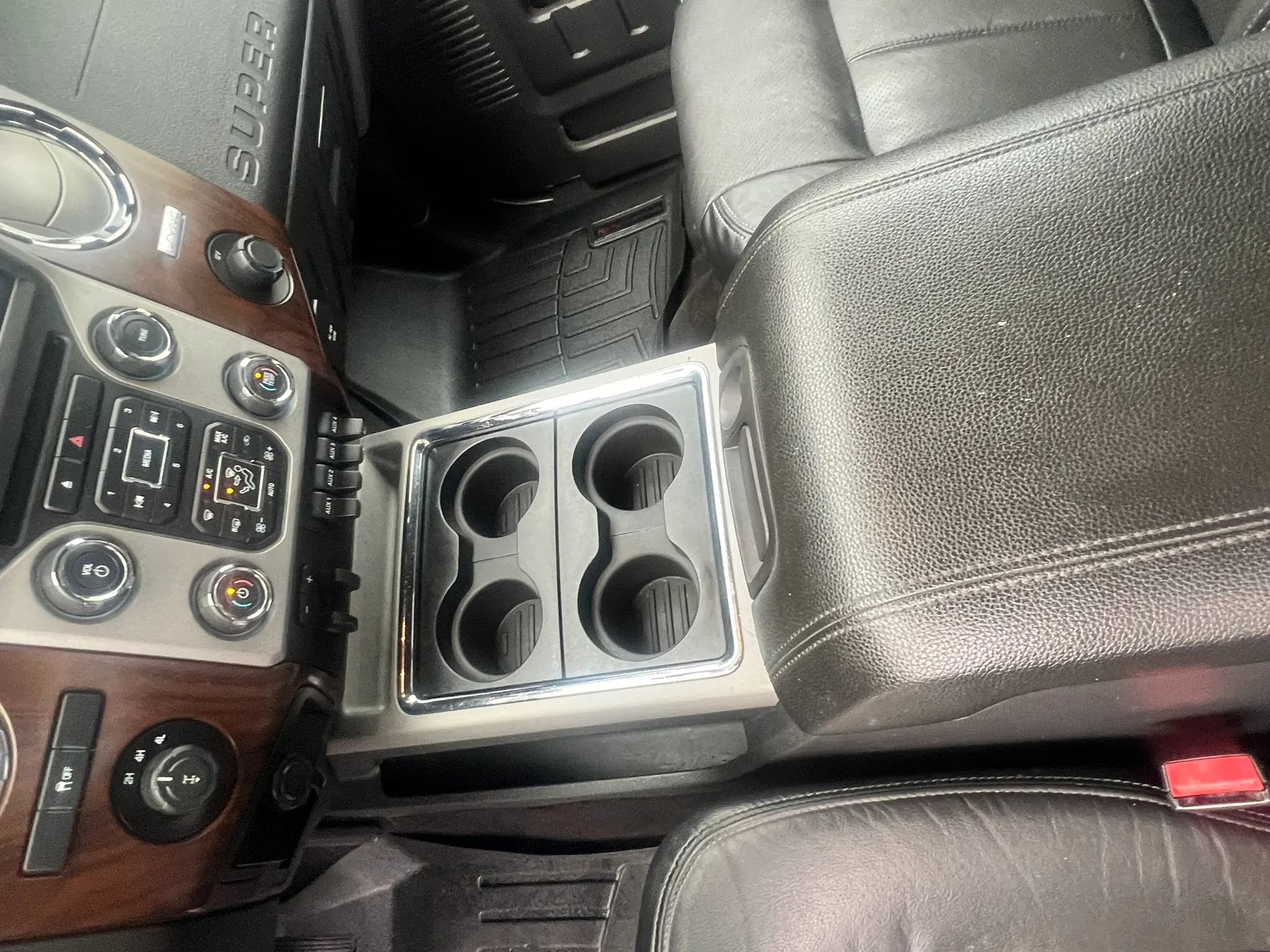 Used 2016 Ford F250 Lariat w/ Lariat Ultimate Package AWD/4WD image 14