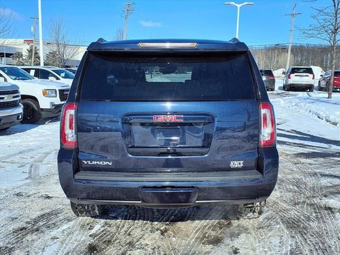 Used 2018 GMC Yukon SLT w/ Premium Edition image 34