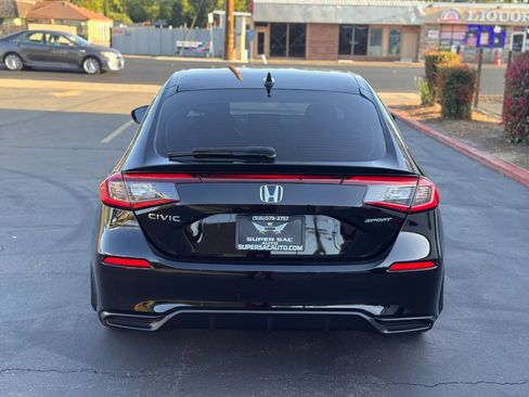 Used 2025 Honda Civic Sport image 5