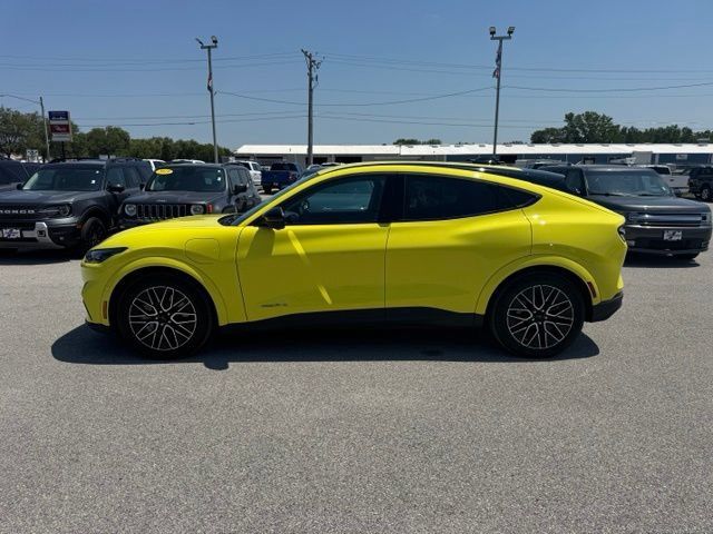 Used 2025 Ford Mustang Mach-E Premium AWD/4WD image 2
