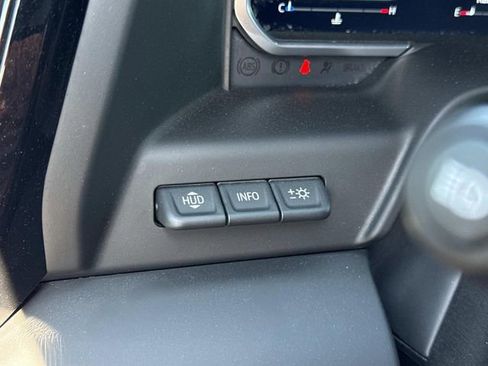Used 2024 GMC Sierra 2500 AT4X AWD/4WD image 28