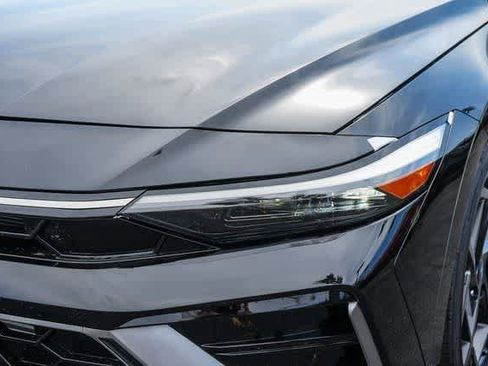 Certified 2025 Hyundai Elantra N Line image 7