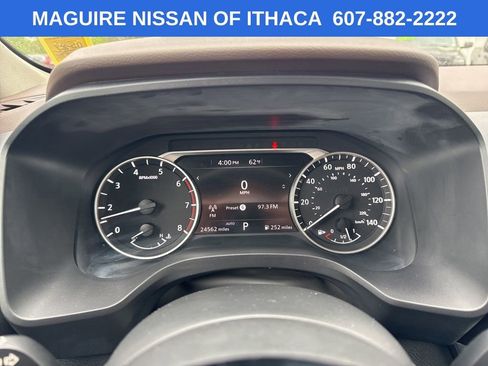 Used 2023 Nissan Rogue SV AWD/4WD image 5