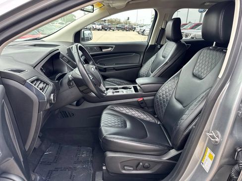 Used 2024 Ford Edge Titanium AWD/4WD image 4