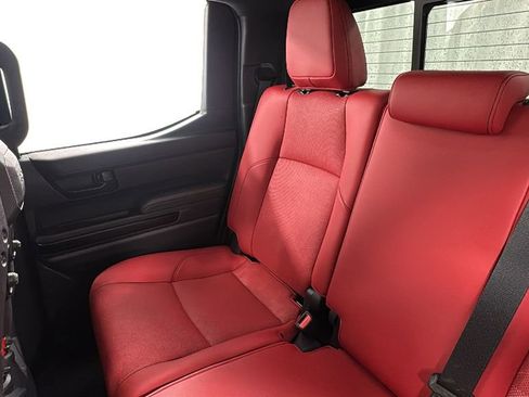 Used 2025 Toyota Tacoma TRD Sport image 14