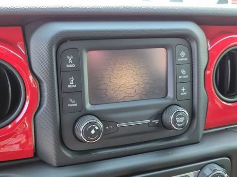 Used 2020 Jeep Gladiator Sport w/ Quick Order Package 24S image 14