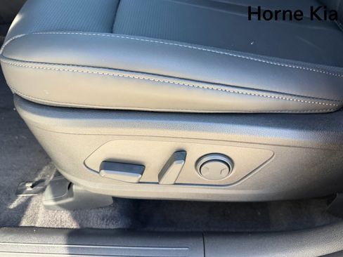 New 2026 Kia Sorento S image 17