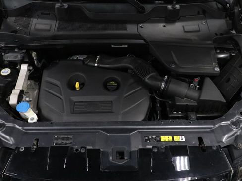 Used 2017 Land Rover Discovery Sport HSE image 25