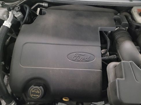 Used 2016 Ford Explorer XLT w/ Equipment Group 201A FWD image 30