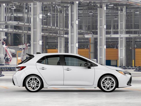 New 2026 Toyota Corolla SE image 12