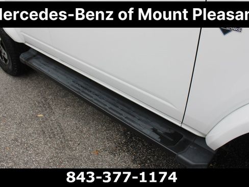 Used 2022 Ford Bronco Outer Banks image 5