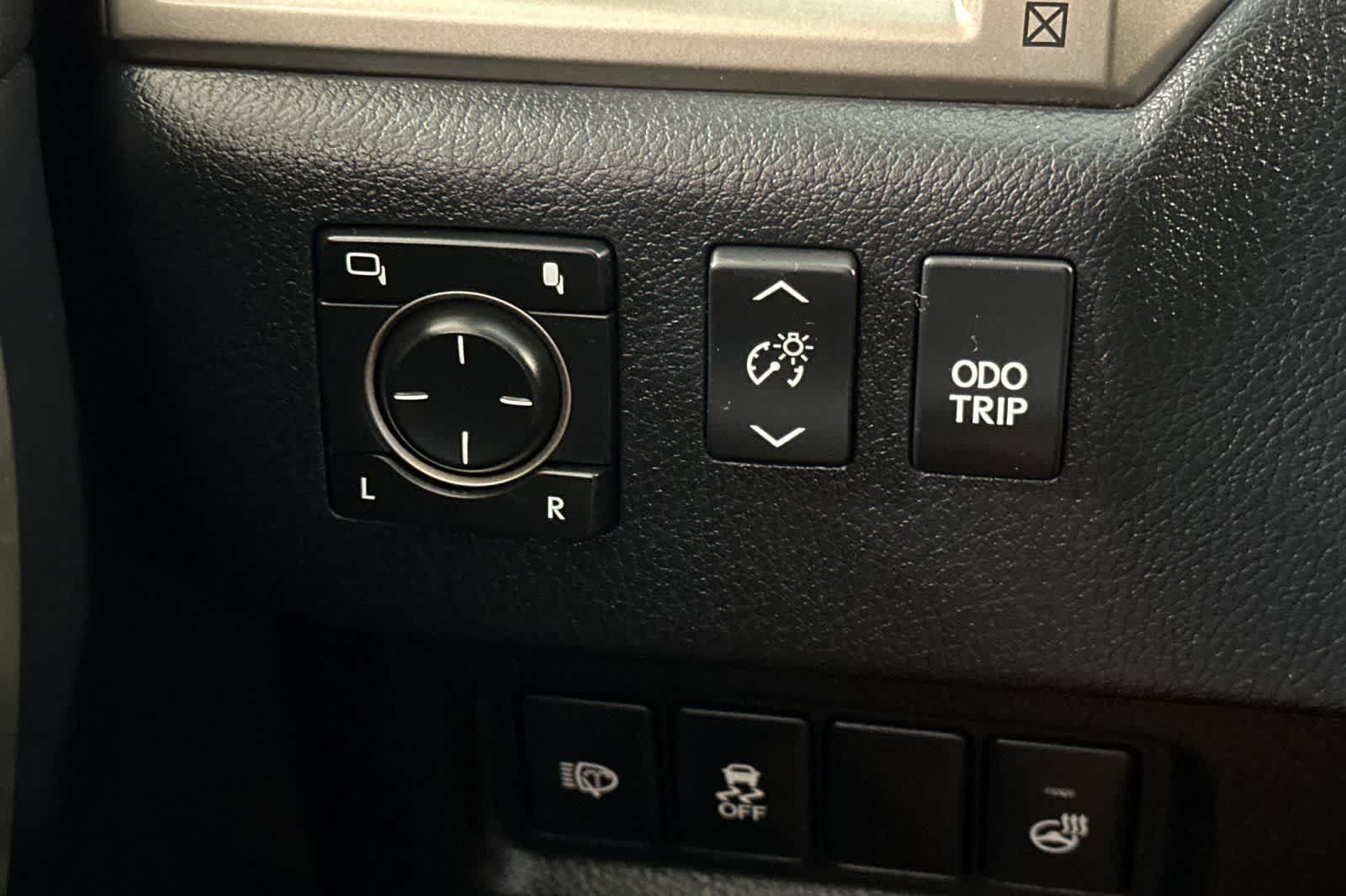 Used 2018 Lexus GX 460 Luxury w/ Preferred Accessory Package AWD/4WD image 35