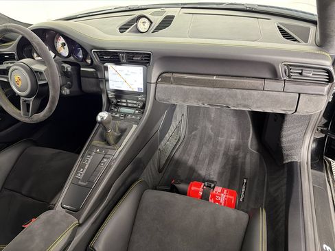 Certified 2019 Porsche 911 GT3 RWD image 29