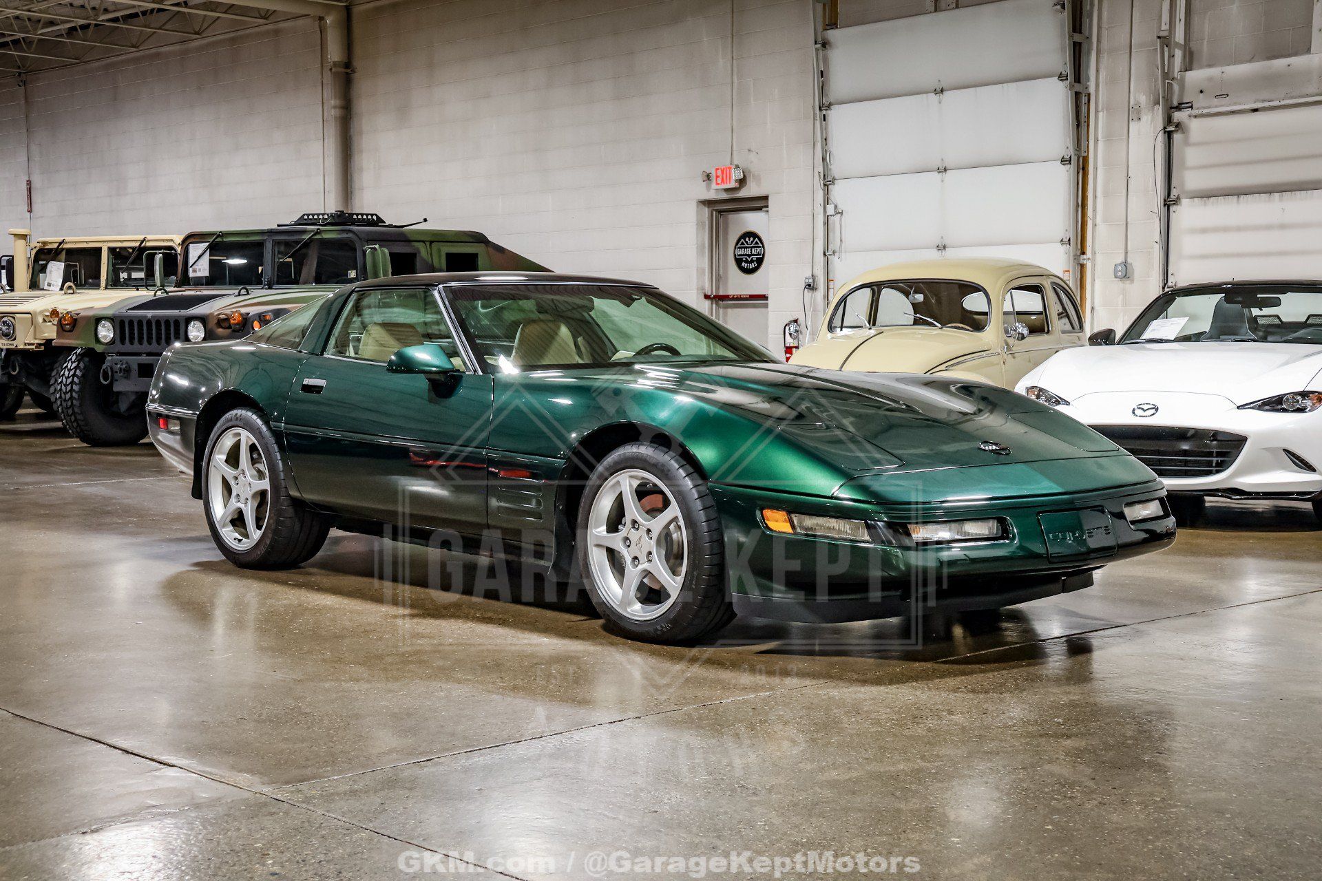 Used 1994 Chevrolet Corvette Coupe RWD image 12