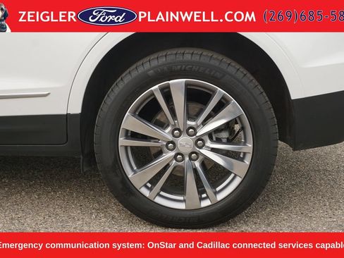 Used 2024 Cadillac XT5 Premium Luxury AWD/4WD image 9